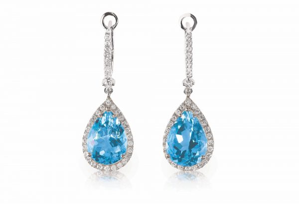 Beautiful Diamond aquamarine blue turquise dangle diamond earrings.
