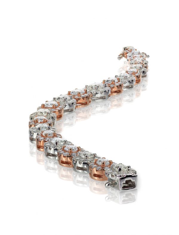 Snaking rose gold diamond Bracelet